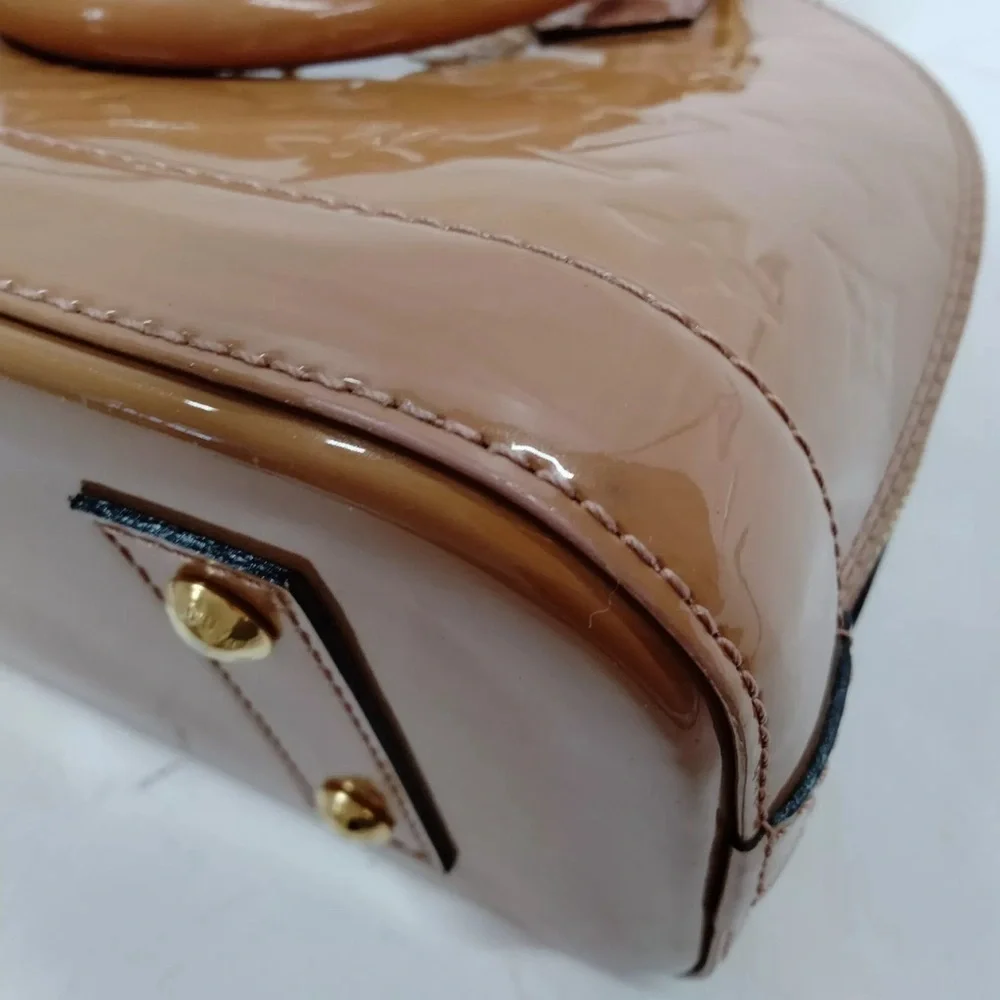 Louis Vuitton Bag- Alma BB Beige Vernis